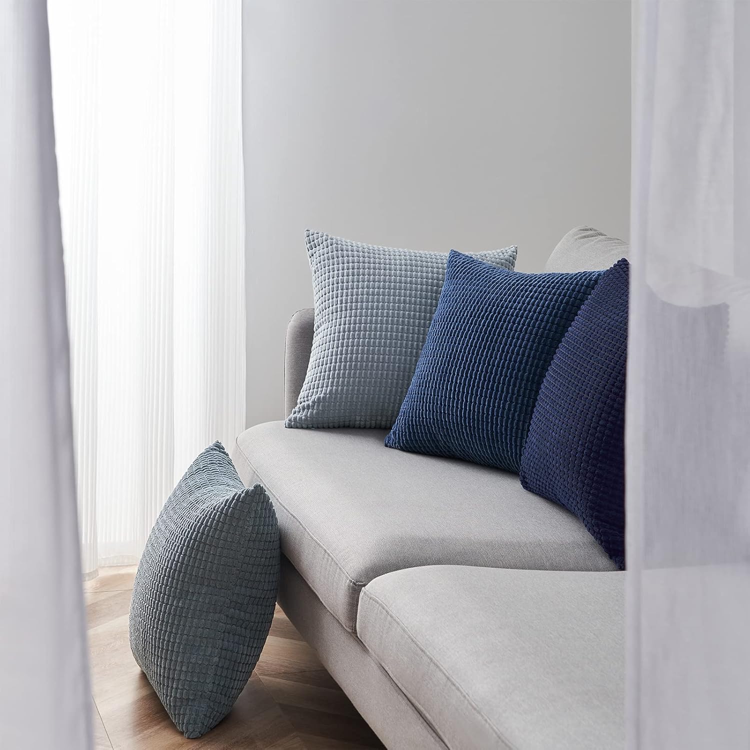 Throw Pillows Covers for Couch, Decorative Fluffy Corduroy Cushion Cover 4 PCS