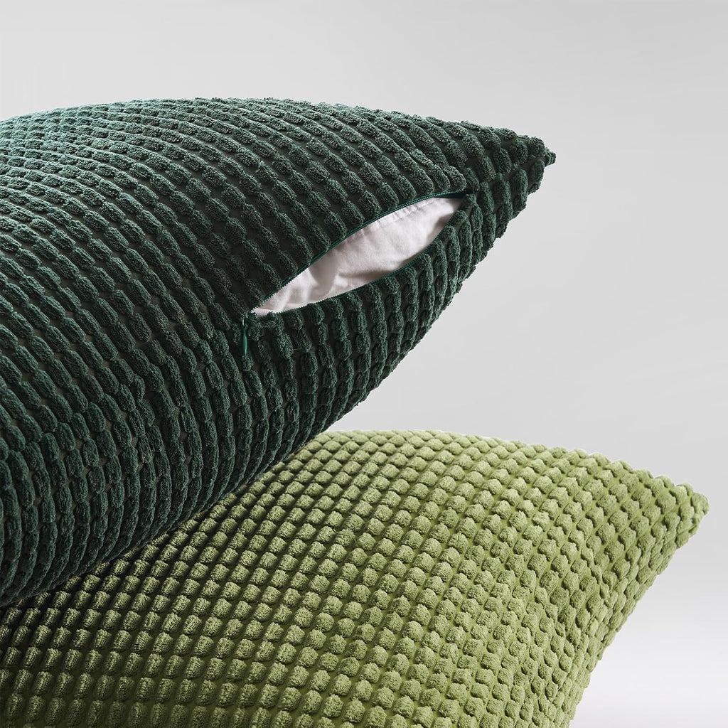 Throw Pillows Covers for Couch, Decorative Fluffy Corduroy Cushion Cover 4 PCS
