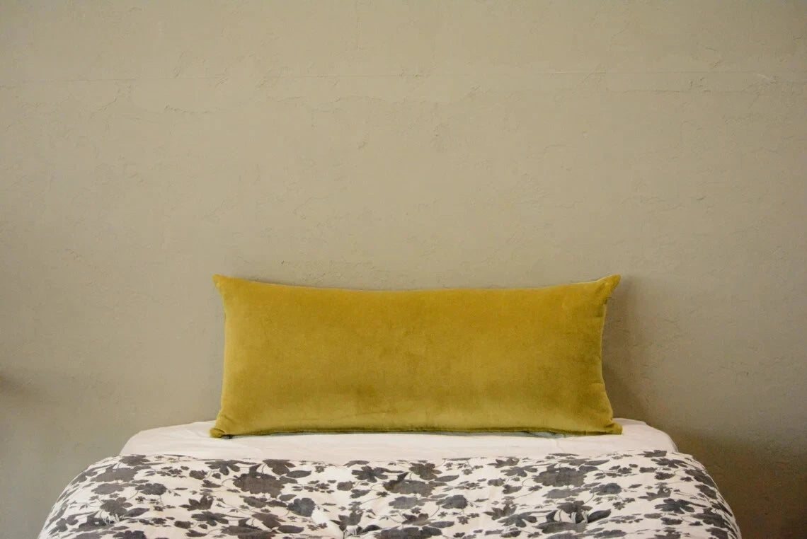 "Lumbar Velvet Cushion Cover – Soft Cotton Throw Pillow Case for Sofa/Bed"