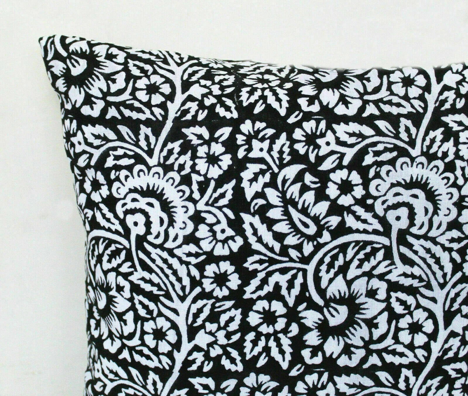 Cotton Floral Printed Cushion Cover Pillow Cases, Room Decorative Sofa Cushion