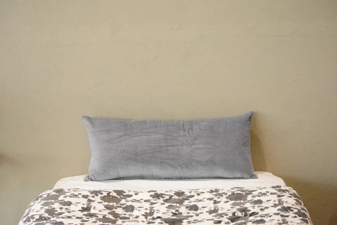 "Lumbar Velvet Cushion Cover – Soft Cotton Throw Pillow Case for Sofa/Bed"