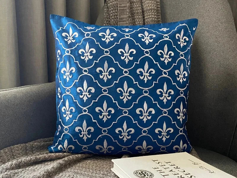 Sofa Pillow Case Blue 16"x16", Bed Decor Silk French Toile - French Vanilla