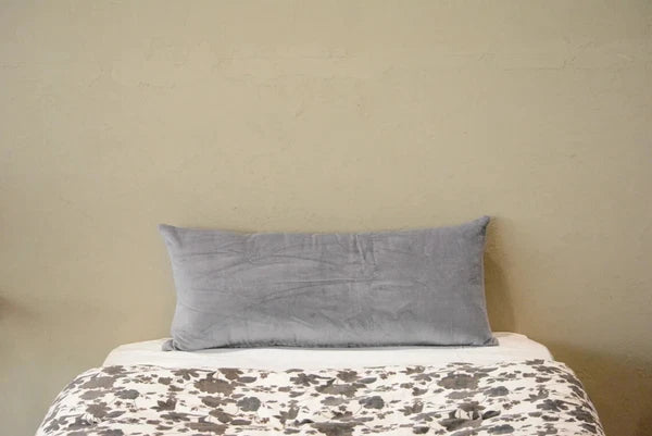 "Lumbar Velvet Cushion Cover – Soft Cotton Throw Pillow Case for Sofa/Bed"