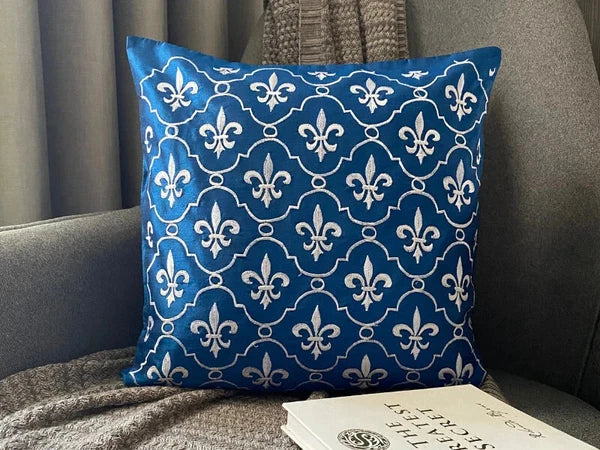 Sofa Pillow Case Blue 16"x16", Bed Decor Silk French Toile - French Vanilla