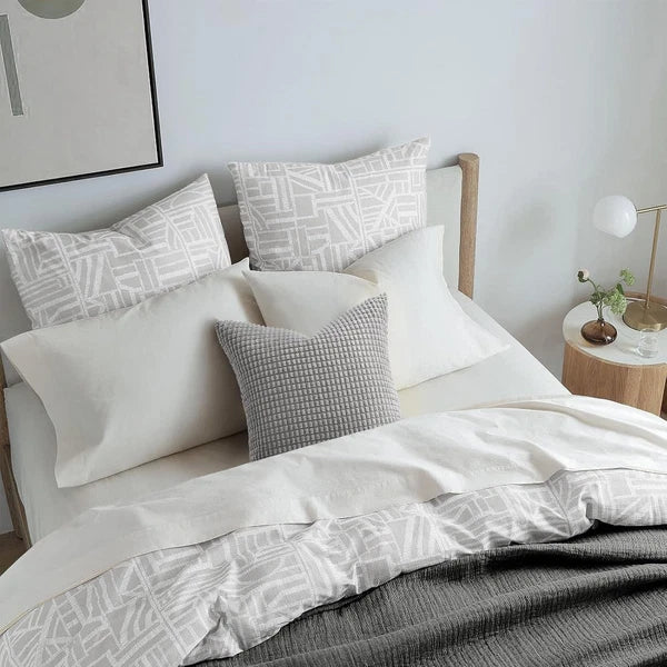 Throw Pillows Covers for Couch, Decorative Fluffy Corduroy Cushion Cover 4 PCS